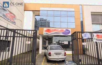 Imagem: O depósito possui 3 Vagas na garagem, 750m² de Área e está