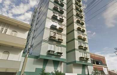 Imagem: O apartamento possui 3 Dormitórios, 1 Banheiro, 1 Vaga na garagem