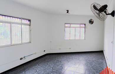 Imagem: O depósito possui 60m² de Área e está localizado em Vila