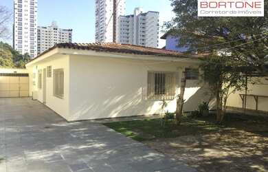 Imagem: O depósito possui 5 Vagas na garagem, 263m² de Área e está