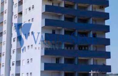 Imagem: O apartamento possui 3 Dormitórios, 1 Banheiro, 2 Vagas na