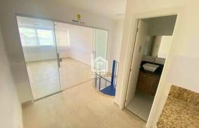 Imagem: O depósito possui 2 Vagas na garagem, 100m² de Área e está