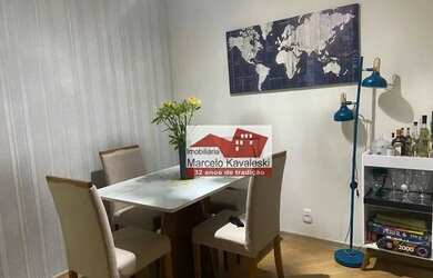 Imagem: O apartamento possui 2 Dormitórios, 1 Banheiro, 1 Vaga na garagem