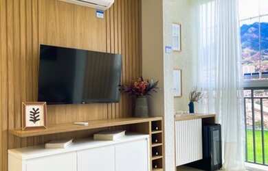 Imagem: O apartamento possui 2 Dormitórios, 1 Banheiro, 1 Vaga na garagem