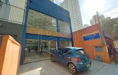 Imagem: O depósito possui 3 Vagas na garagem, 201m² de Área e está