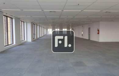 Imagem: O depósito possui 5 Vagas na garagem, 955m² de Área e está