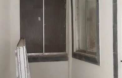 Imagem: A casa possui 3 Dormitórios e 2 Banheiros e está localizado