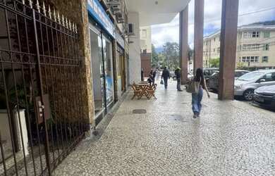 Imagem 2: Lindo Apartamento no Centro de Petrópolis Moderno e 100% reformado na Rua Irmãos D?Angelo