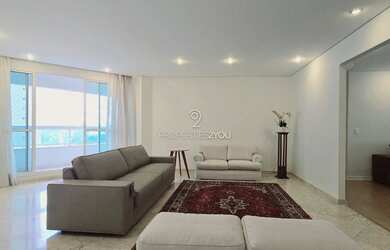 Imagem: O apartamento possui 4 Dormitórios, 4 Banheiros, 3 Vagas na