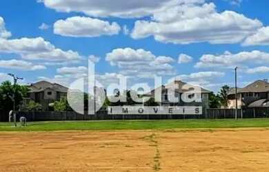 Imagem 5: Terreno disponível para venda 250 m² no bairro Novo Mundo em Uberlândia-MG