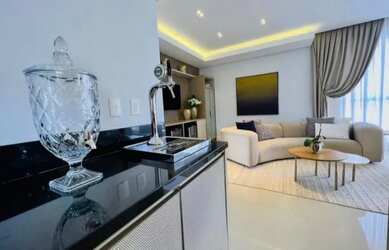 Imagem: O apartamento possui 4 Dormitórios, 4 Banheiros, 5 Vagas na