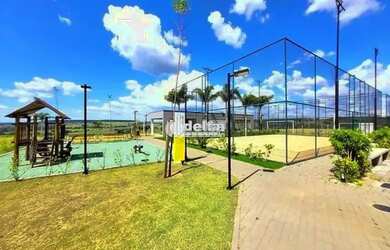 Imagem: O terreno possui 276m² de Área e está localizado em Granja