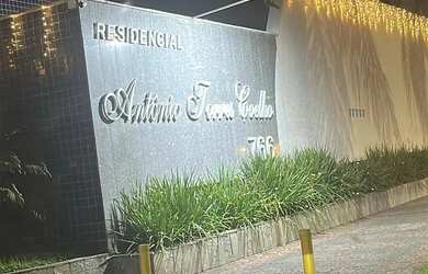 Imagem: O apartamento na cobertura possui 4 Dormitórios, 5 Banheiros