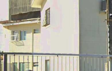 Imagem: A casa possui 2 Dormitórios, 2 Banheiros, 1 Vaga na garagem