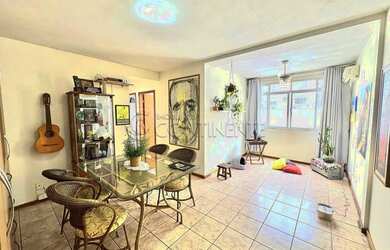 Imagem: O apartamento possui 3 Dormitórios, 1 Banheiro, 1 Vaga na garagem