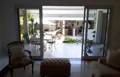 Imagem 5: Imóvel para aluguel possui 360 metros quadrados com 3 quartos