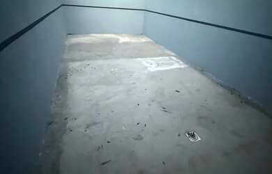 Imagem: A casa possui 2 Dormitórios, 1 Banheiro, 2 Vagas na garagem