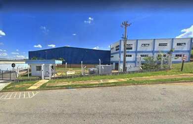 Imagem: O depósito possui 3.857m² de Área e está localizado em