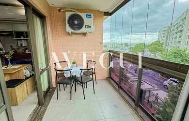 Imagem: O apartamento possui 2 Dormitórios, 3 Banheiros, 1 Vaga na