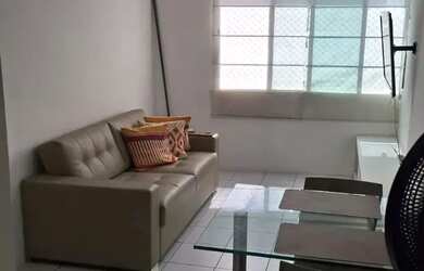 Imagem: O apartamento possui 1 Dormitório, 1 Banheiro, 1 Vaga na garagem