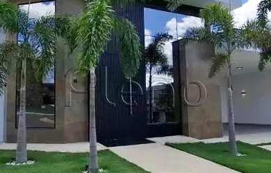 Imagem: A casa em condomínio possui 3 Dormitórios, 5 Banheiros, 4