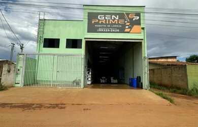 Imagem: O depósito possui 2 Vagas na garagem e 367m² de Área e está