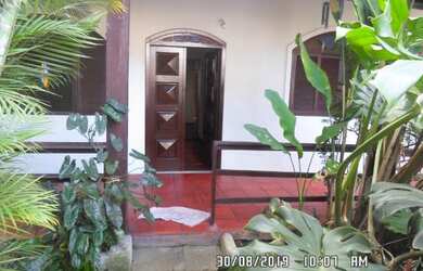 Imagem: A casa à venda possui 3 Dormitórios, 2 Banheiros, 1 Vaga na