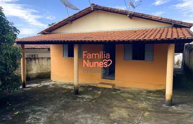 Imagem 1: Casa a venda no bairro Liberdade em Felixlândia