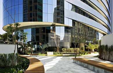 Imagem: O depósito possui 2 Vagas na garagem, 77m² de Área e está