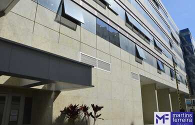 Imagem: O depósito possui 1 Vaga na garagem, 30m² de Área e está