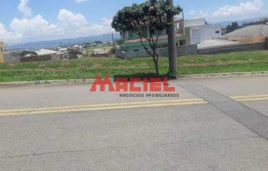 Imagem: O terreno à venda possui 300m² de Área e está localizado