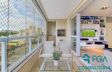 Imagem: O apartamento possui 3 Dormitórios, 2 Banheiros, 2 Vagas na