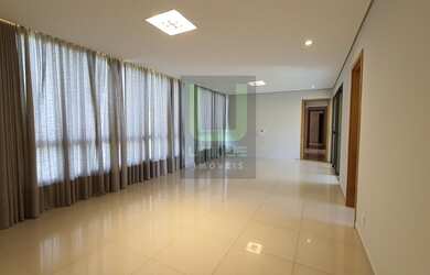 Imagem: O apartamento possui 4 Dormitórios, 4 Banheiros, 3 Vagas na