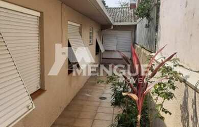 Imagem 5: Casa residencial com 4 dormitórios e 6 vagas à venda no bairro Jardim...