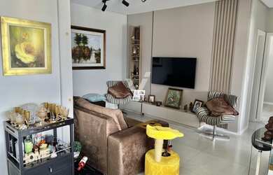 Imagem: O apartamento possui 3 Dormitórios, 2 Banheiros, 2 Vagas na