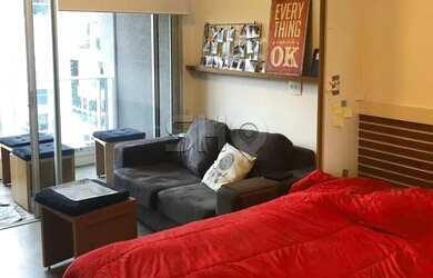 Imagem: O apartamento possui 1 Dormitório, 1 Banheiro, 1 Vaga na garagem