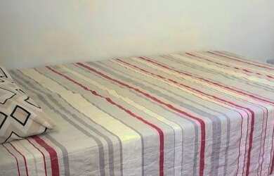 Imagem: O quarto possui Imóvel mobiliado, Área de serviço e está