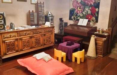 Imagem: A casa possui 5 Dormitórios, 5 Banheiros, 5 Vagas na garagem