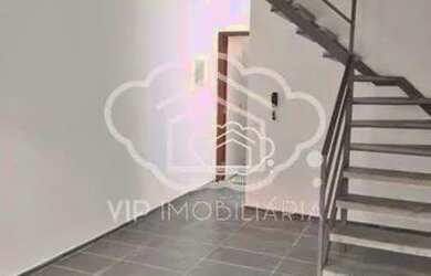 Imagem: A casa possui 2 Dormitórios, 1 Banheiro, 1 Vaga na garagem