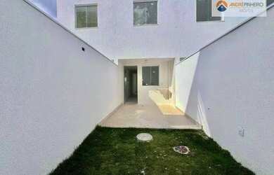 Imagem: A casa em condomínio possui 2 Dormitórios, 1 Banheiro, 2 Vagas