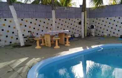 Imagem: A casa possui 5 Dormitórios, Acomodam 20 pessoas, 5 Vagas na