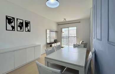 Imagem: O apartamento possui 3 Dormitórios, 1 Banheiro, 1 Vaga na garagem