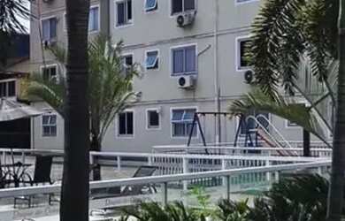 Imagem: O apartamento possui 2 Dormitórios, 1 Banheiro, 1 Vaga na garagem