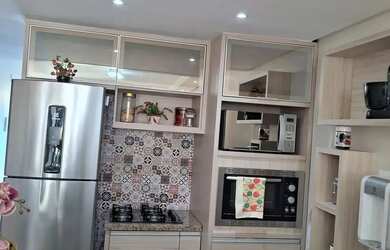 Imagem 11: Village de 3/4, sendo 2 suítes, varanda, piscina, condomínio fechado