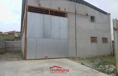 Imagem: O depósito possui 5 Vagas na garagem, 500m² de Área e está