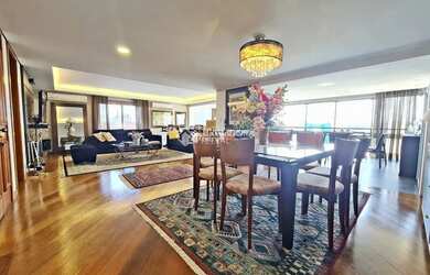 Imagem: O apartamento possui 4 Dormitórios, 2 Banheiros, 3 Vagas na