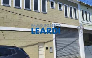 Imagem: O depósito possui 350m² de Área e está localizado em Parque