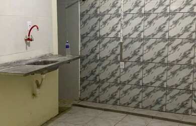 Imagem 3: ALUGA-SE UMA CASA. 1 Banheiroe2 Dormitórios