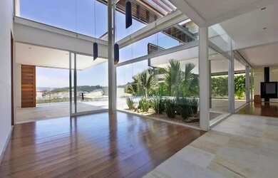 Imagem 2: Casa à venda e para alugar em Santana de Parnaíba, Tamboré, com 4 suítes,...