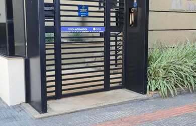 Imagem: O apartamento possui 4 Dormitórios, 4 Banheiros, 2 Vagas na